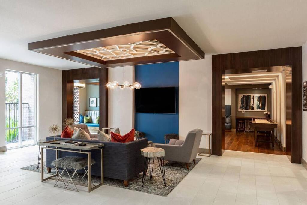Luxury Apartment With King Bed And Pool And Free Parking 4 Houston Esterno foto