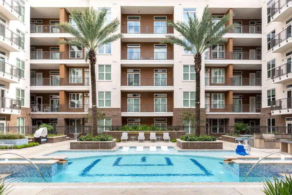 Luxury Apartment With King Bed And Pool And Free Parking 4 Houston Esterno foto